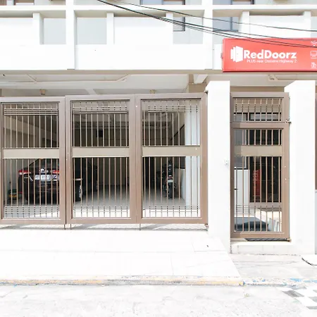 Reddoorz Plus Near Osmena Highway 2